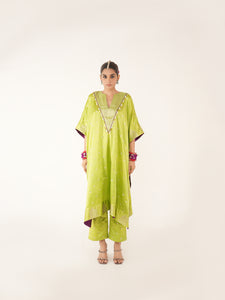 Pankhi Silk Kaftan Kurta Set In Green