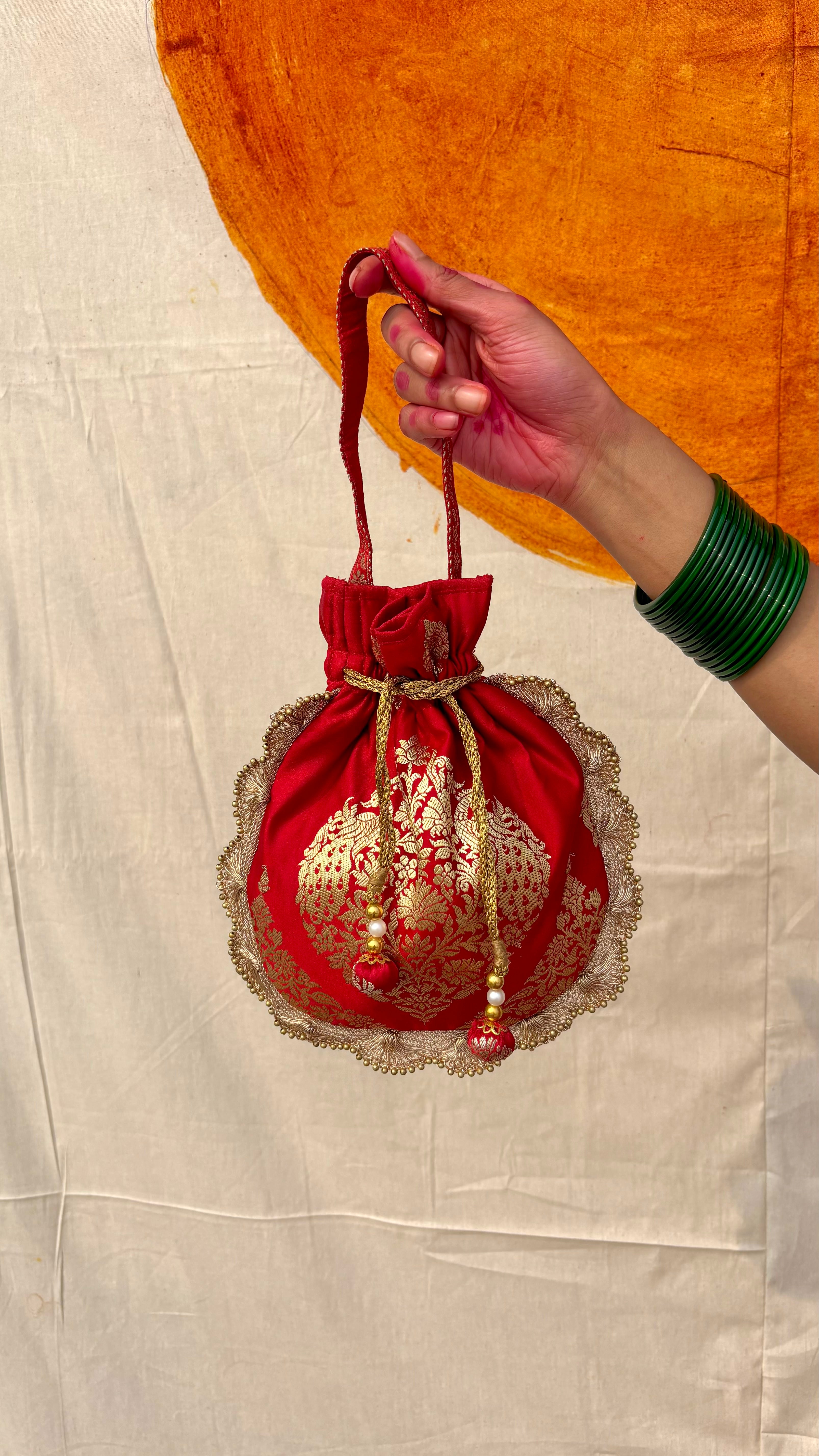 Rumaiya Silk Potali